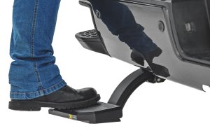 Chevrolet Silverado 2500 HD Retractable Bed Step - Rough Country - Manual, Retractable, 5-Inch Drop - '15-'19